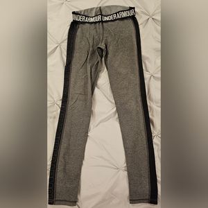 Womens Under Armour Leggings - Size Small
